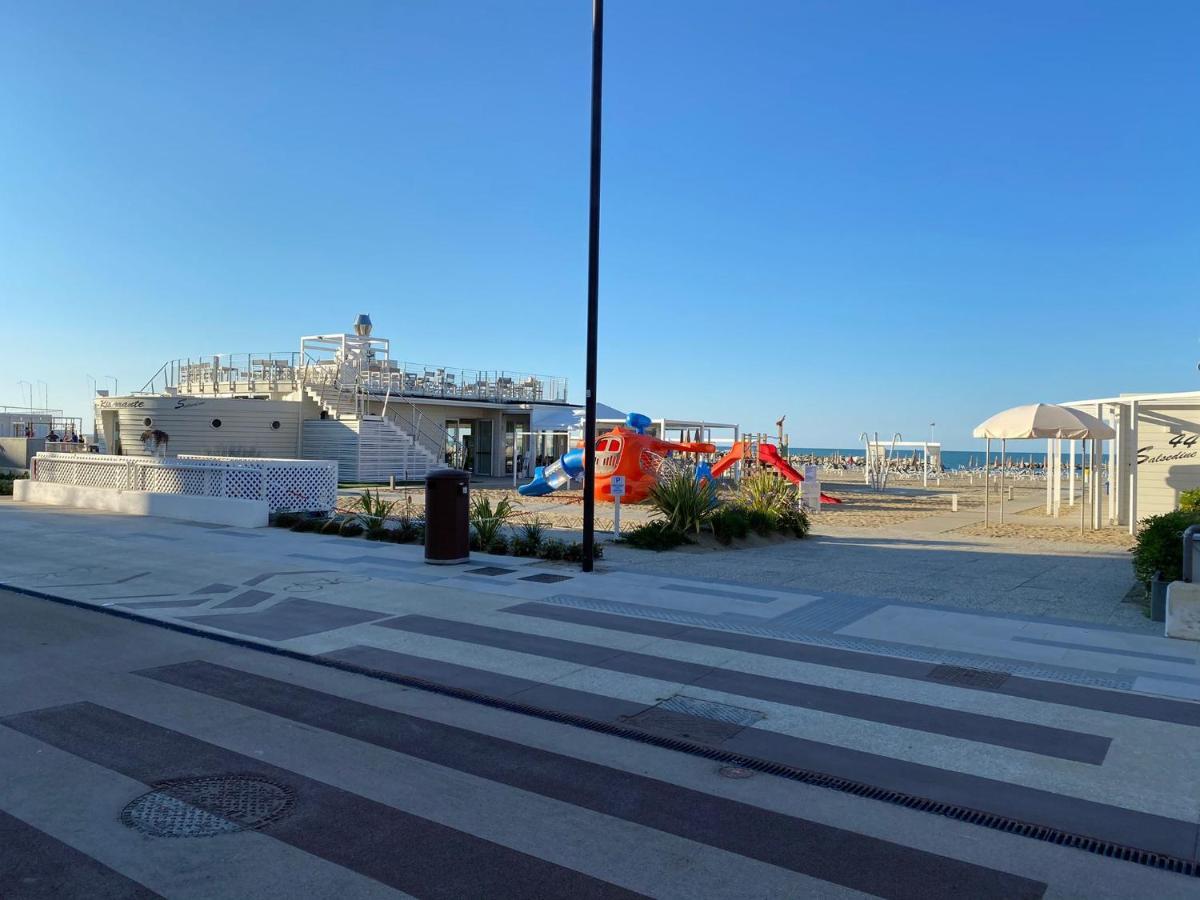 Villa Casa Vicino Al Mare Rimini Exterior foto